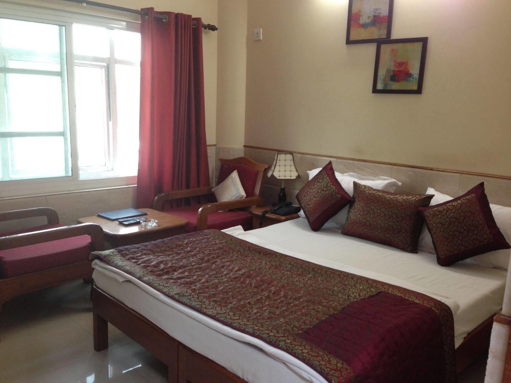 Hotel Ekant Faridabad Exterior photo